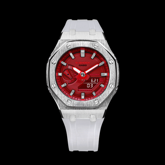 Gshock CasiOak Silver - Cadran rouge (bracelets en résine blanche et index argentés)
